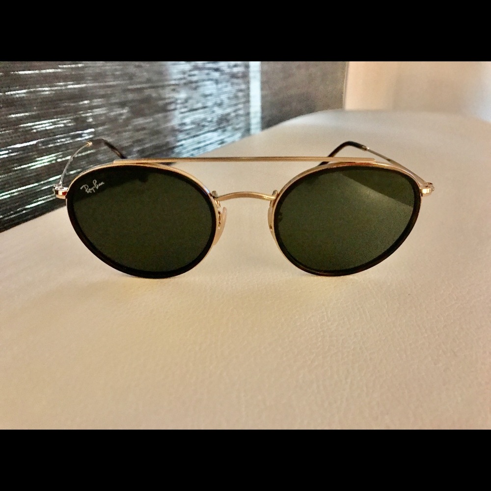 Rayban round/ black and gold/ unisex